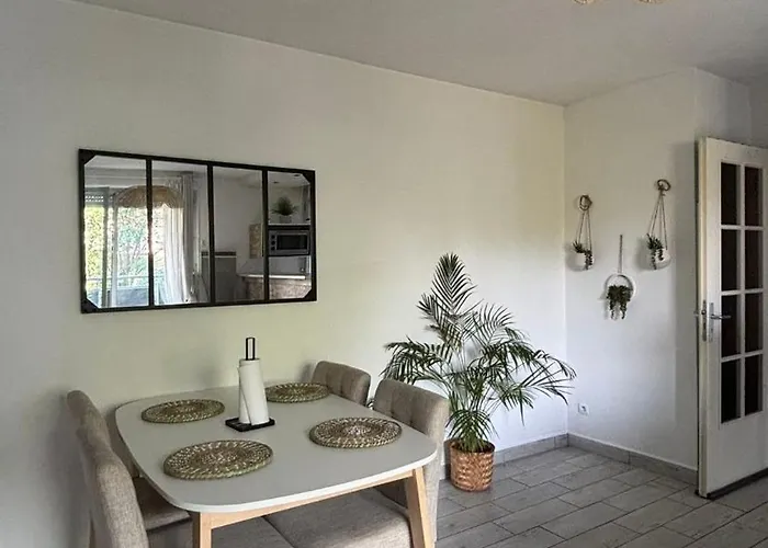 T3 Equipe Ideal Famille Comodites Jeux Et Terrains A Proximite Appartement